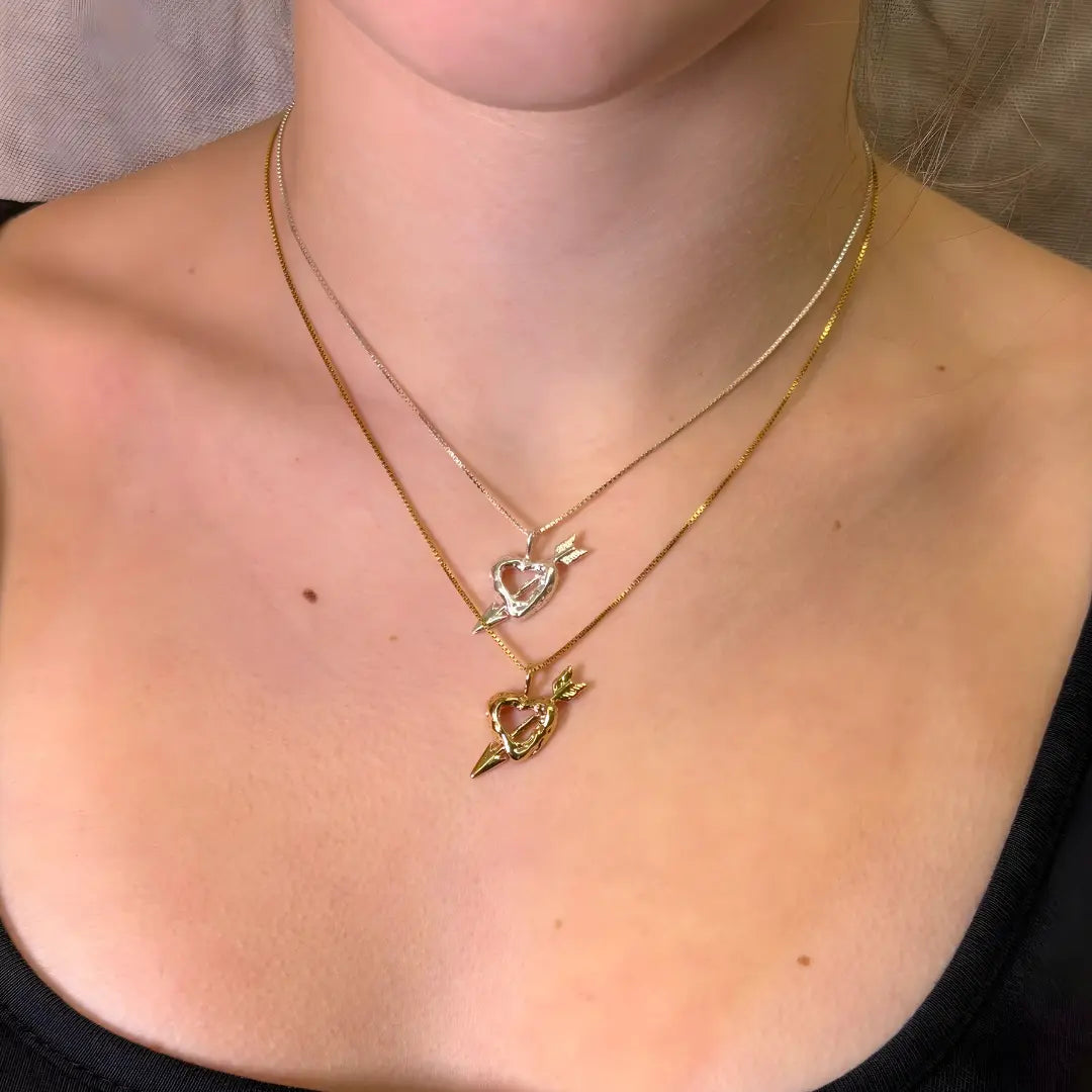 Amors Pil – Berlock med Halsband (Black Friday)