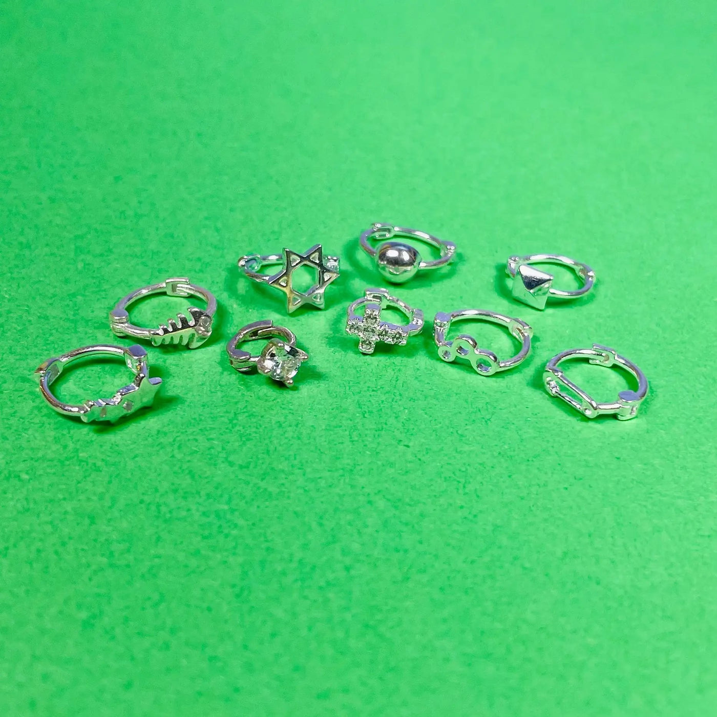 Örhängena – Saga Örhängen med Motiv (Black Friday)